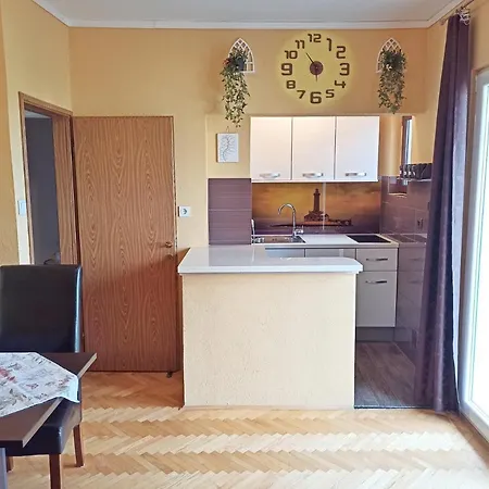Sunny Break Apartment *