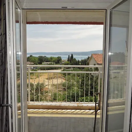 Sunny Break Apartment